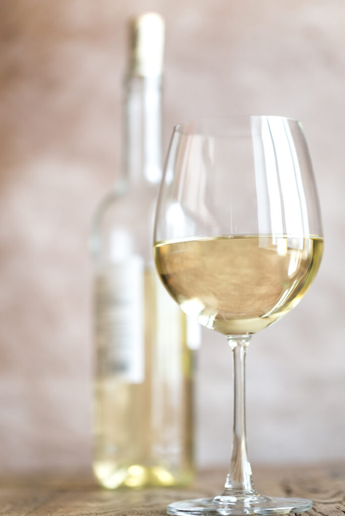 glass-of-white-wine