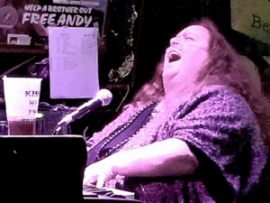 Sheri Roberts Greimes Sparrow - Best Restaurants Kirkland | Seattle's Best Restaurants | Patio