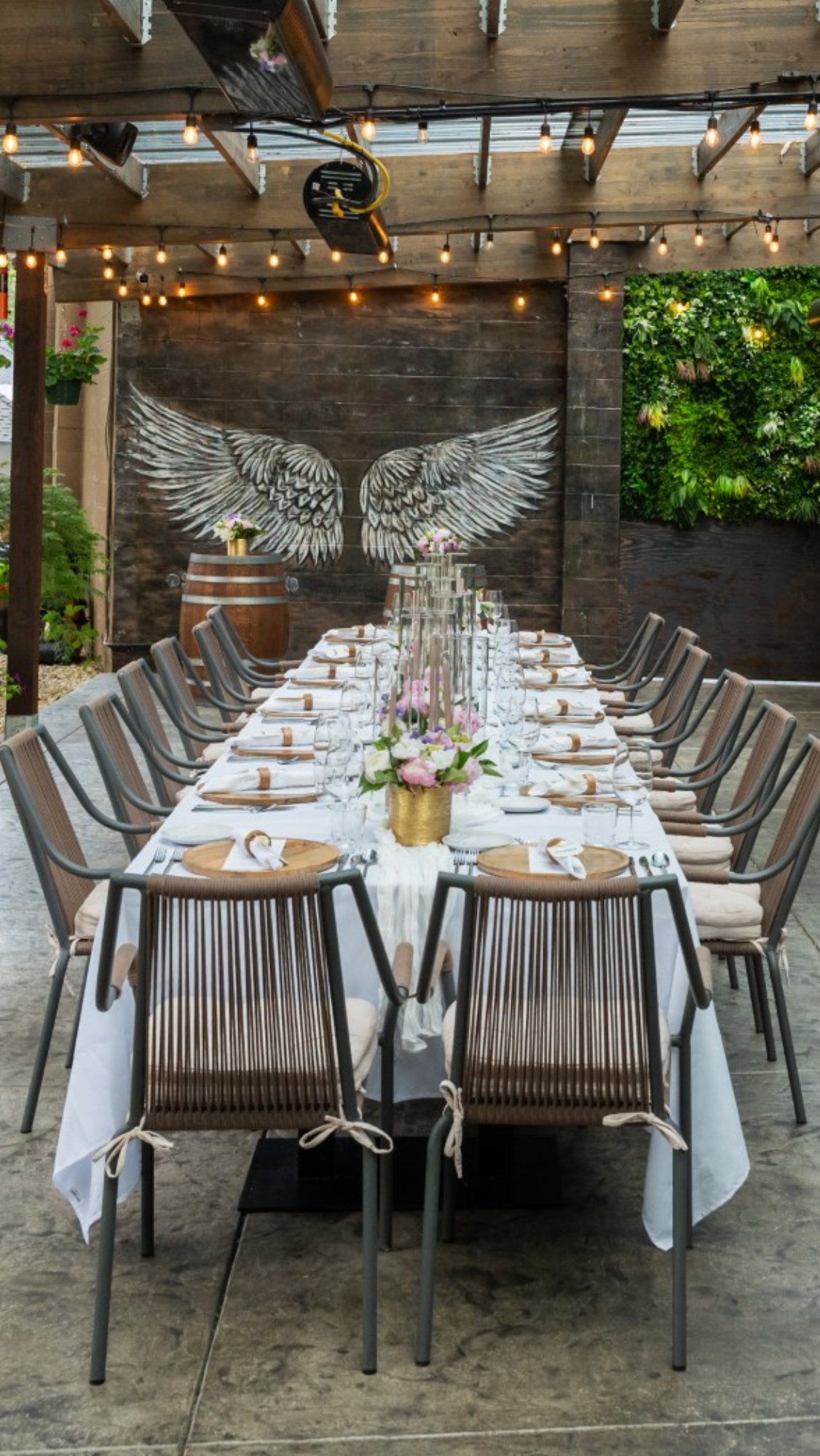 8 Sparrow - Best Restaurants Kirkland | Seattle's Best Restaurants | Patio