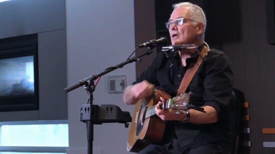 larry murante performs fire and Sparrow - Best Restaurants Kirkland | Seattle's Best Restaurants | Patio